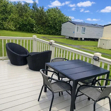 캠프장 Haven Lakeland 2 Bedroom Lakeside Caravan *
