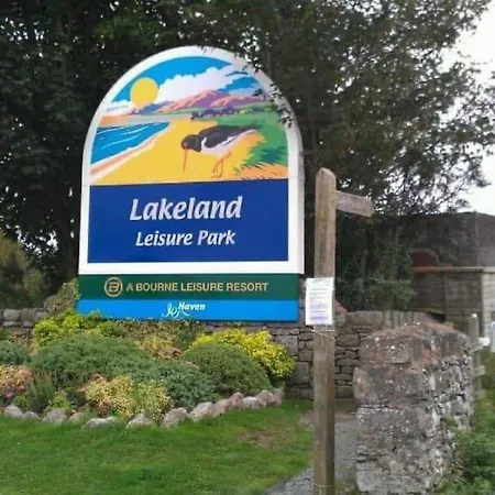 캠프장 Haven Lakeland 2 Bedroom Lakeside Caravan